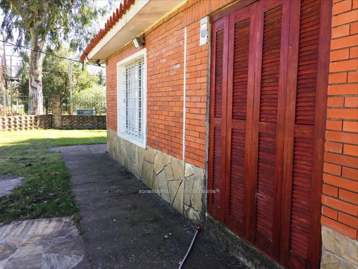 3 bedrooms House in Canelones, Uruguay No. 4721