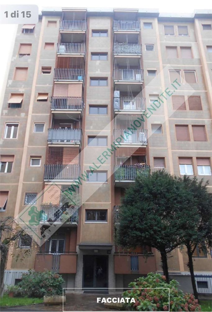 3 Schlafzimmer Wohnung in Milan, Italy, Nr. 370129