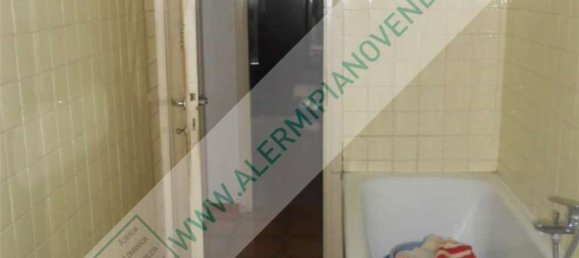 3 Schlafzimmer Wohnung in Milan, Italy, Nr. 370129 10