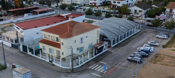 3 bedrooms Commercial property in Setubal, Portugal No. 176519 23