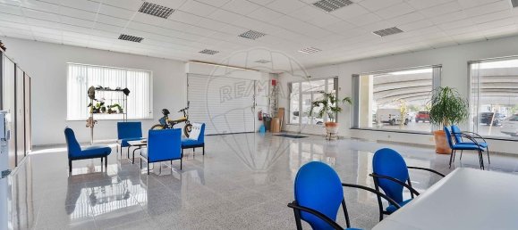 3 bedrooms Commercial property in Setubal, Portugal No. 176519 22