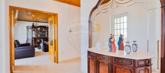 3 bedrooms Commercial property in Setubal, Portugal No. 176519 4