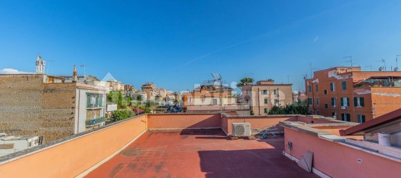 3 Schlafzimmer Haus in Rome, Italy, Nr. 276400 21