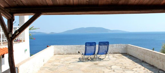 4 Schlafzimmer Gewerbliche Immobilien in Euboea, Greece, Nr. 7603 13