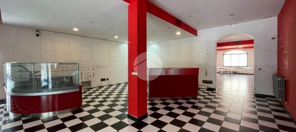 15-Zimmer Gewerbliche Immobilie in Vittuone, Italy, Nr. 137742 3