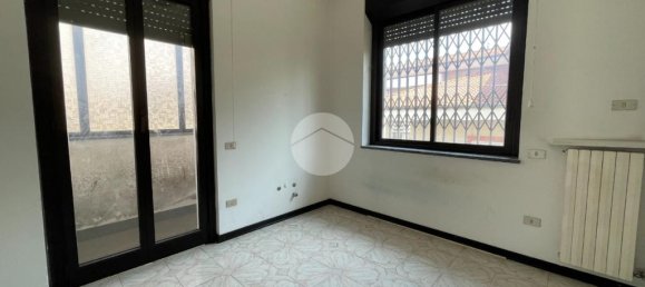 15-Zimmer Gewerbliche Immobilie in Vittuone, Italy, Nr. 137742 13