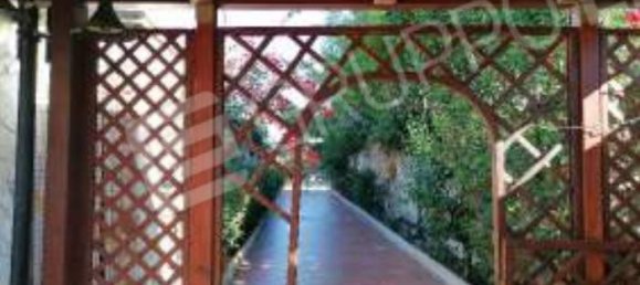 4 bedrooms Apartment in Giovinazzo, Italy No. 41151 8