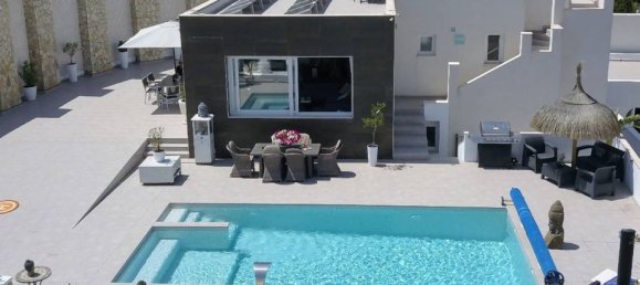 6 bedrooms Villa in Ciudad Quesada, Spain No. 183536 2