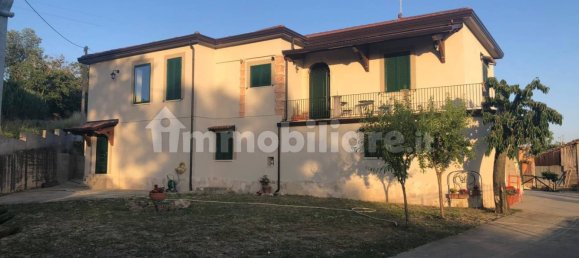 Villa de 8 dormitorios en Fontanarosa, Italy No. 267449 2