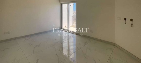 2 chambres Penthouse à Saint Paul's Bay, Malta No. 2378 3