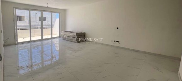 2 chambres Penthouse à Saint Paul's Bay, Malta No. 2378 2