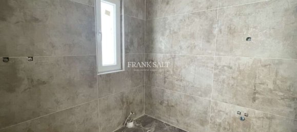 2 chambres Penthouse à Saint Paul's Bay, Malta No. 2378 5