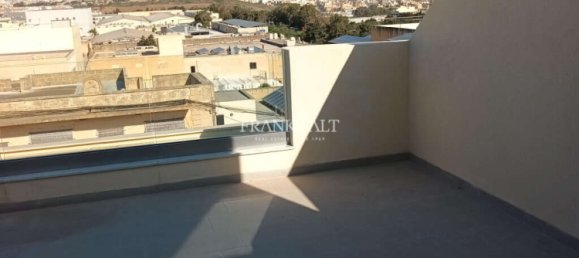 2 chambres Penthouse à Xewkija, Malta No. 5840 10