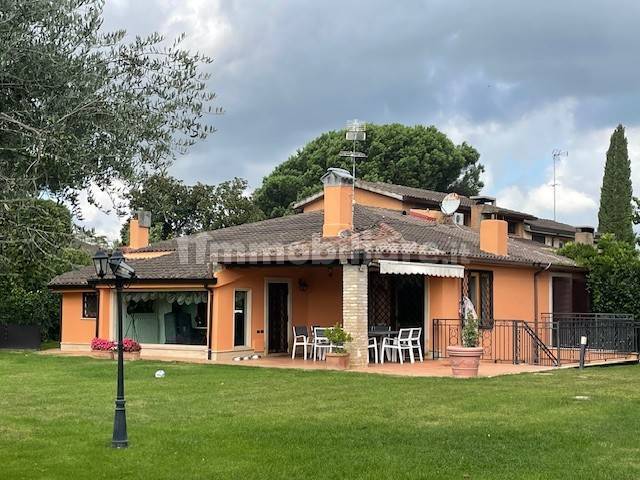 4 chambres Villa à Rome, Italy No. 347926