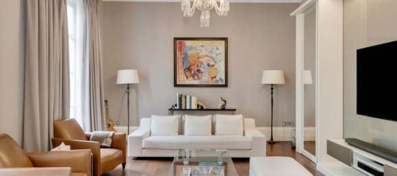 3 bedrooms Apartment in London, United Kingdom No. 13159 3