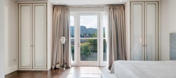 3 bedrooms Apartment in London, United Kingdom No. 13159 15