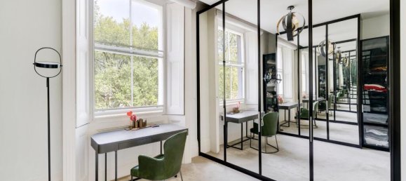 3 bedrooms Apartment in London, United Kingdom No. 13159 13