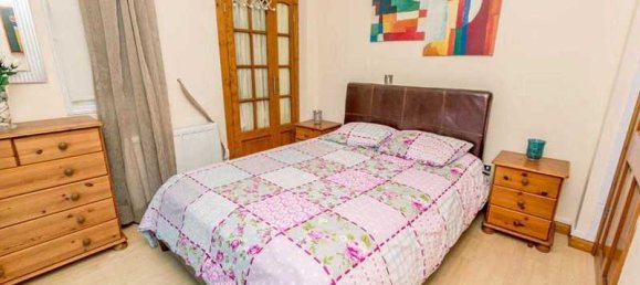 4 bedrooms Commercial property in Larnaca, Cyprus No. 17975 3