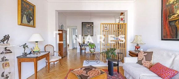 Apartamento de 2 dormitorios en Marseille, France No. 315331 3