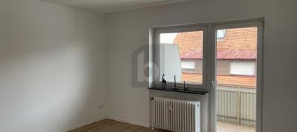 2 rooms Apartment in Karlsruhe, Germany No. 241873 3