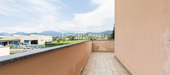 4-Zimmer Doppelhaus in Molteno, Italy, Nr. 312050 17