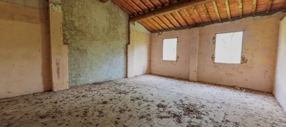 10 rooms House in San Giovanni Valdarno, Italy No. 79797 33