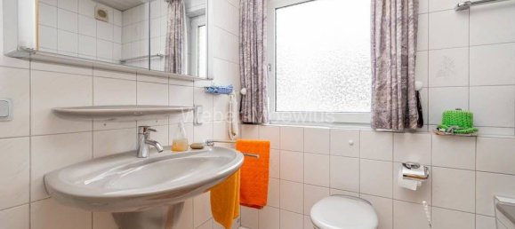 Дом с 6 комнатами в Bergisch Gladbach, Германия № 7027 16