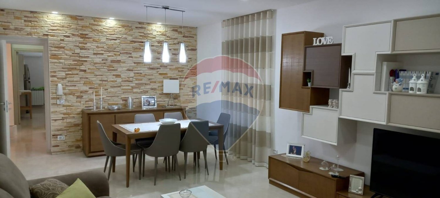 4 bedrooms House in Mirabella Imbaccari, Italy No. 66475