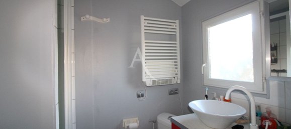 2 bedrooms House in Loir-et-Cher, France No. 85816 7