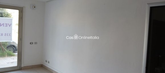 82m² Commercial property in Camaiore, Italy No. 35766 14