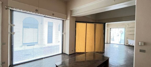 Propriété commerciale à Casale Monferrato, Italy 180m² No. 133173 19