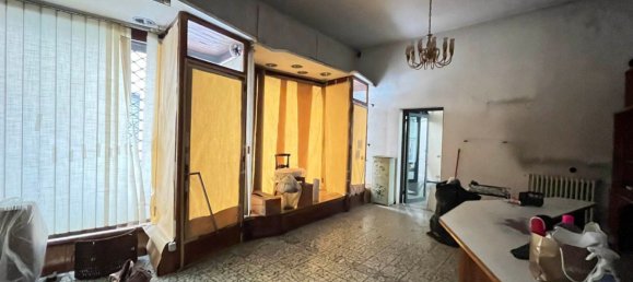 Propriété commerciale à Casale Monferrato, Italy 180m² No. 133173 3