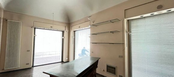 Propriété commerciale à Casale Monferrato, Italy 180m² No. 133173 23