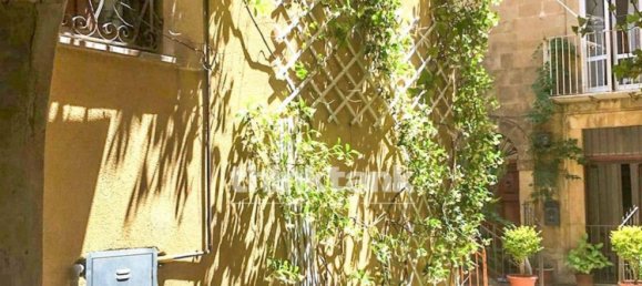 8 rooms House in Enna, Italy No. 297115 4