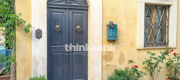 8 rooms House in Enna, Italy No. 297115 2