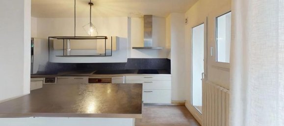 2 bedrooms Apartment in Besancon, France No. 353720 5