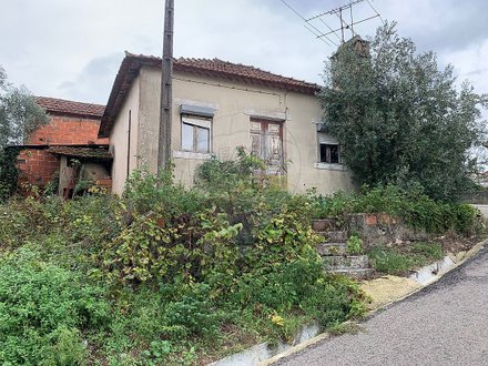 2 bedrooms House in Leiria, Portugal No. 167919