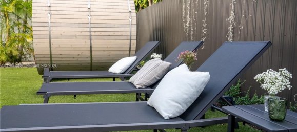 2 Schlafzimmer Gewerbliche Immobilien in Miami, USA, Nr. 615703 8