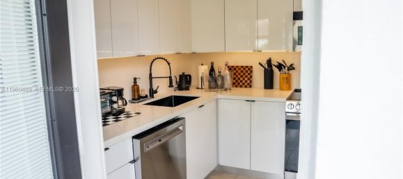 2 Schlafzimmer Gewerbliche Immobilien in Miami, USA, Nr. 615703 18