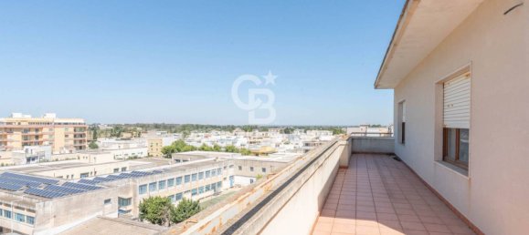 4 bedrooms Penthouse in Galatina, Italy No. 112836 28