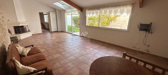 5 bedrooms House in Carrieres-sous-Poissy, France No. 143549 3