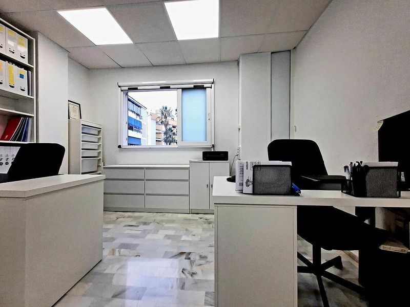 Oficina en Marbella, Spain No. 219692