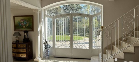 6 chambres Villa à Monnaie, France No. 55827 8