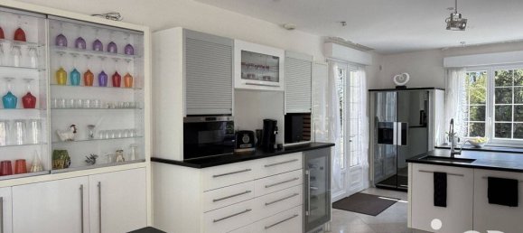 6 chambres Villa à Monnaie, France No. 55827 9