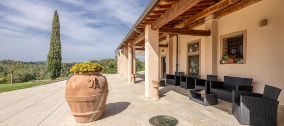 Castelos T15 em Palaia, Italy N.º 133015 11