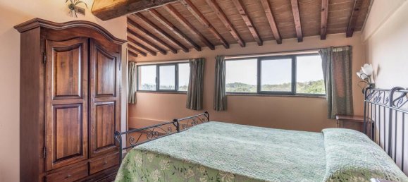 Castelos T15 em Palaia, Italy N.º 133015 22