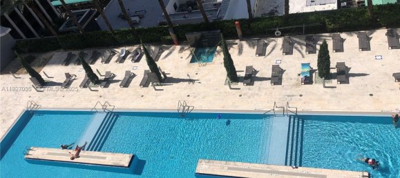 52.68m² propriété commerciale à vendre à Miami, Miami-Dade, Florida, USA № 614492 5