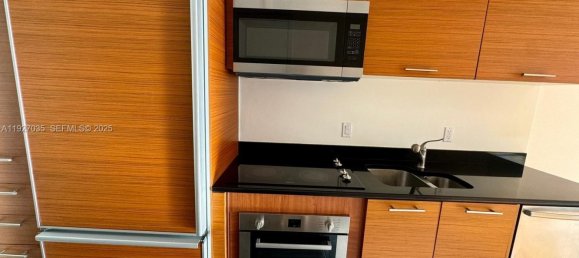52.68m² propriété commerciale à vendre à Miami, Miami-Dade, Florida, USA № 614492 23