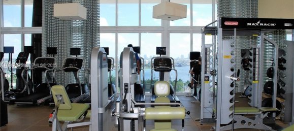 52.68m² propriété commerciale à vendre à Miami, Miami-Dade, Florida, USA № 614492 9