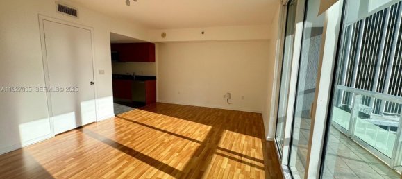 52.68m² propriété commerciale à vendre à Miami, Miami-Dade, Florida, USA № 614492 19